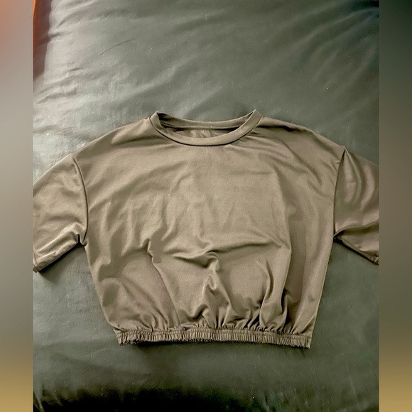 Two piece crop top with skirt - Picture 3 of 3